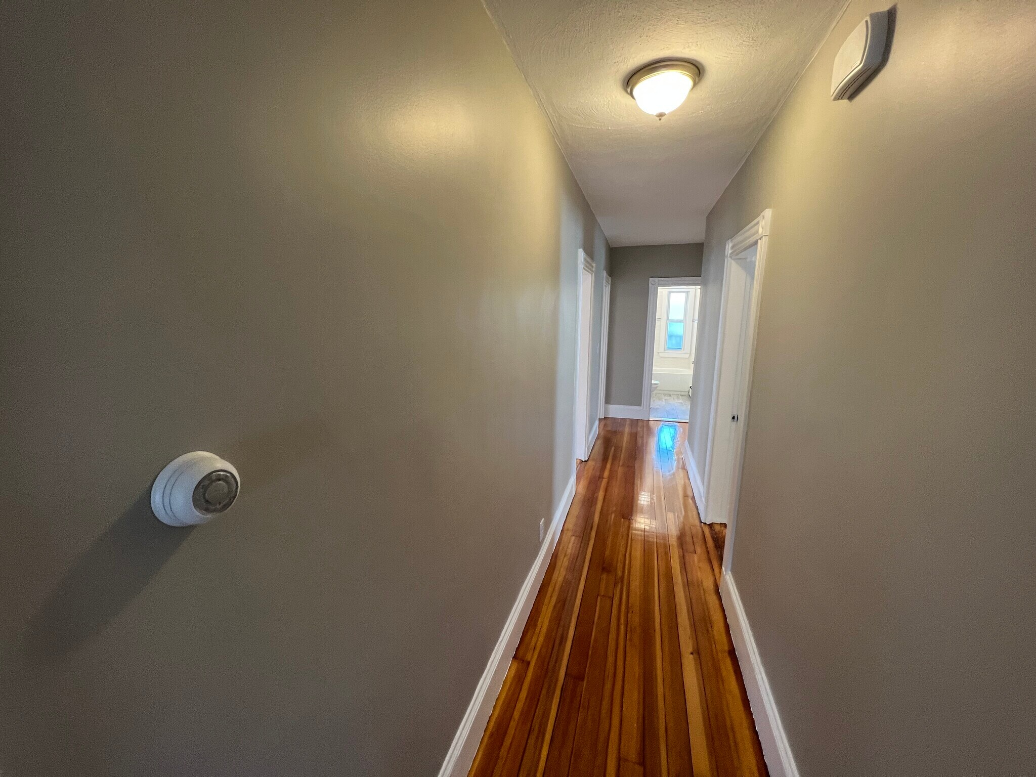 Building Photo - 4 Gilson Ter