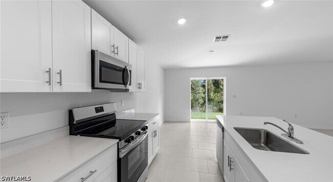 Building Photo - 17244 Cantu Ct