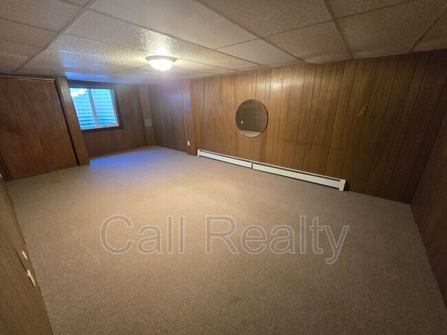 Building Photo - 2621 W Johannsen Rd