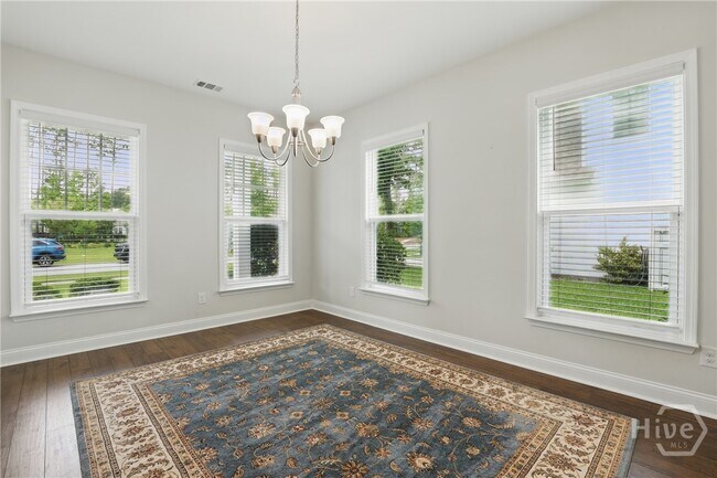 Building Photo - 29 Franklin Cut