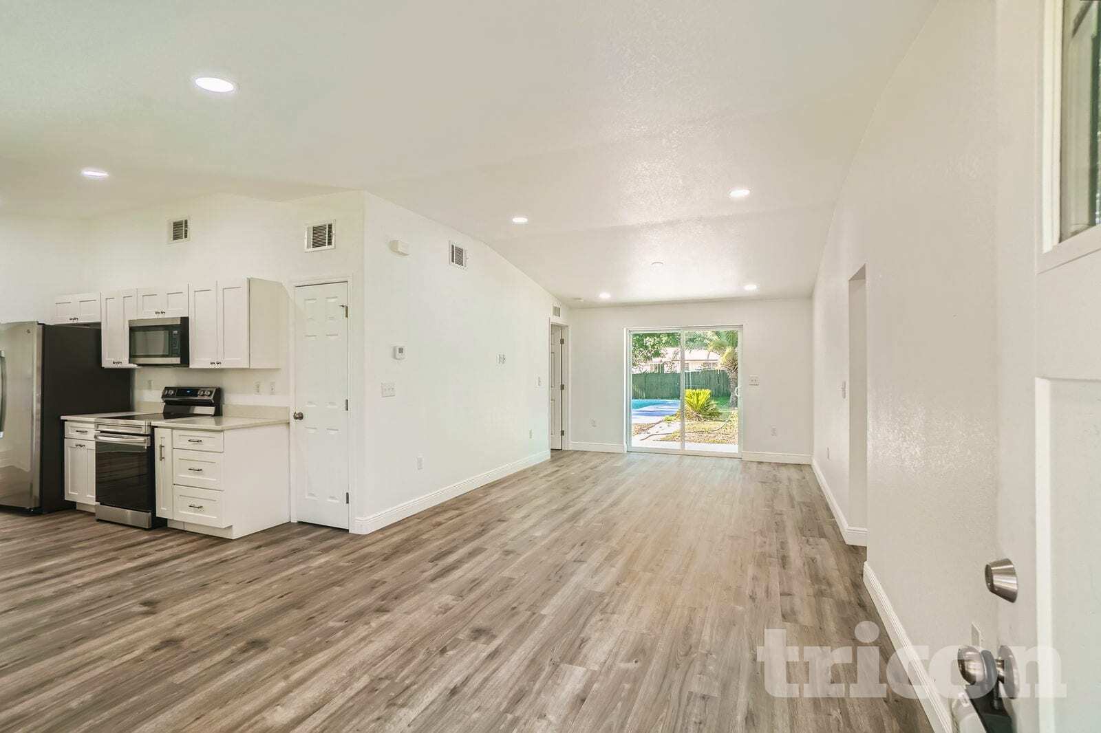 Building Photo - 2625 Nova Dr