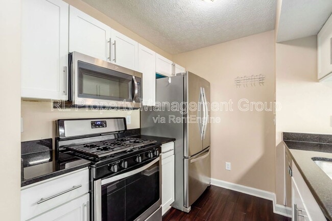 Building Photo - 1812 Bennigan Dr