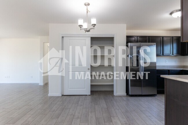 Building Photo - New Home in Arizona City, GREAT Location!