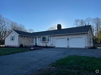 Building Photo - 1 Parkhurst Dr