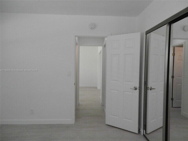 Building Photo - 1738 Rodman St