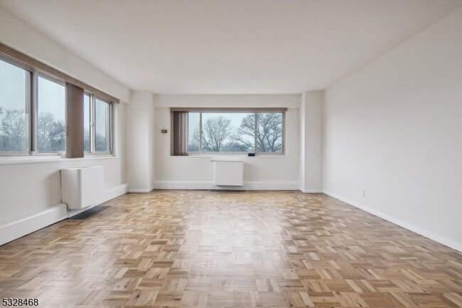 Building Photo - 377 S Harrison St
