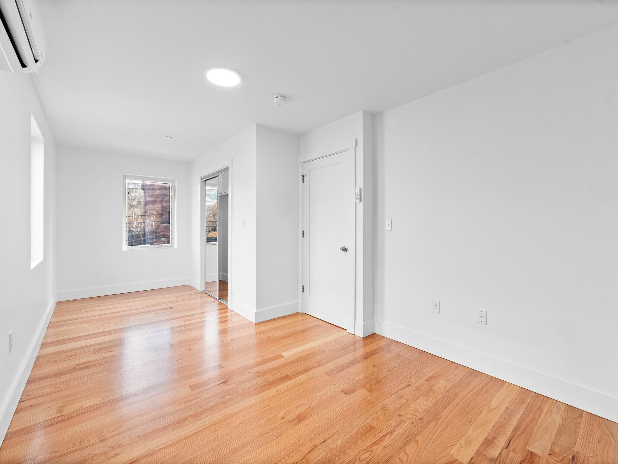 Building Photo - 140 Prospect St