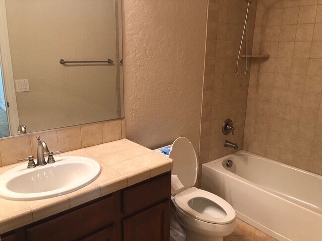 Building Photo - Aliante 1 Story 3 Bedroom + Casita, Pool & Spa