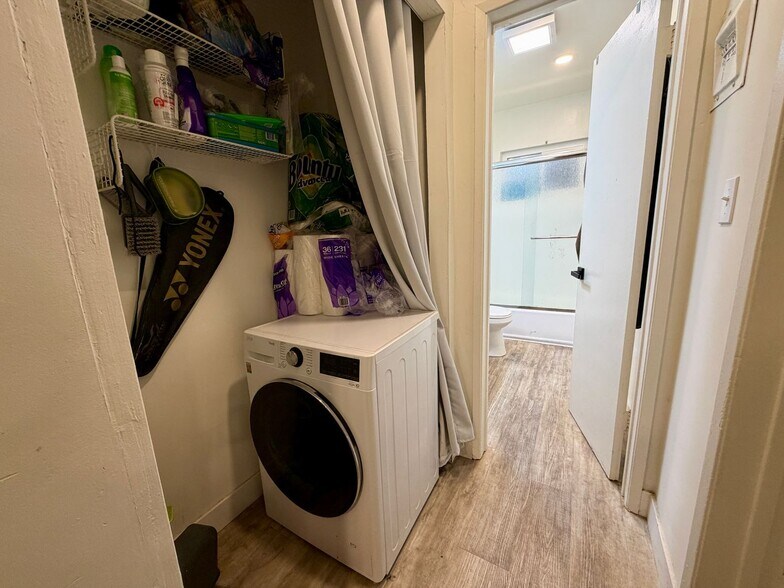 Building Photo - 3419 Keystone Av