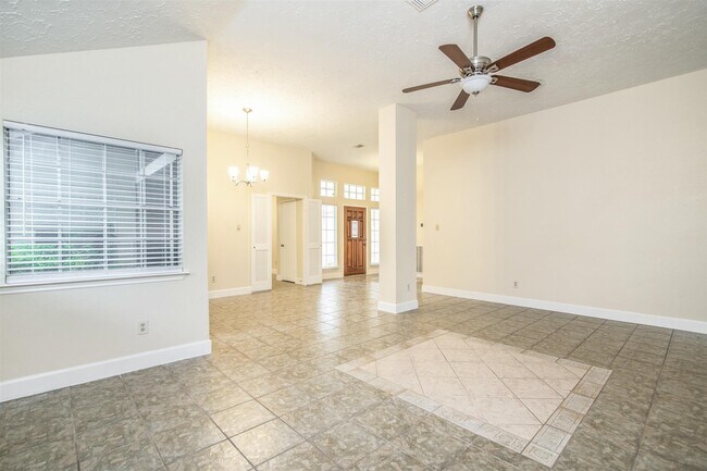 Building Photo - 5434 Garden Village Dr