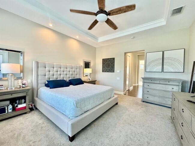 Building Photo - 10605 Sabella Dr