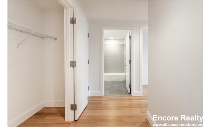 Building Photo - 801 Tremont St