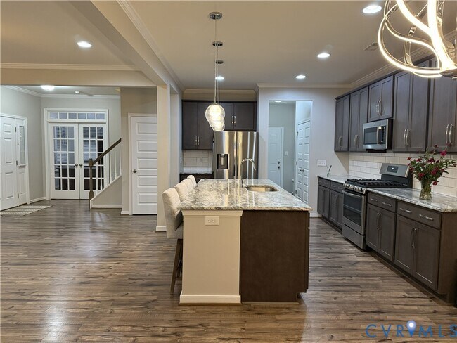 Building Photo - 4018 Tin Roof Way