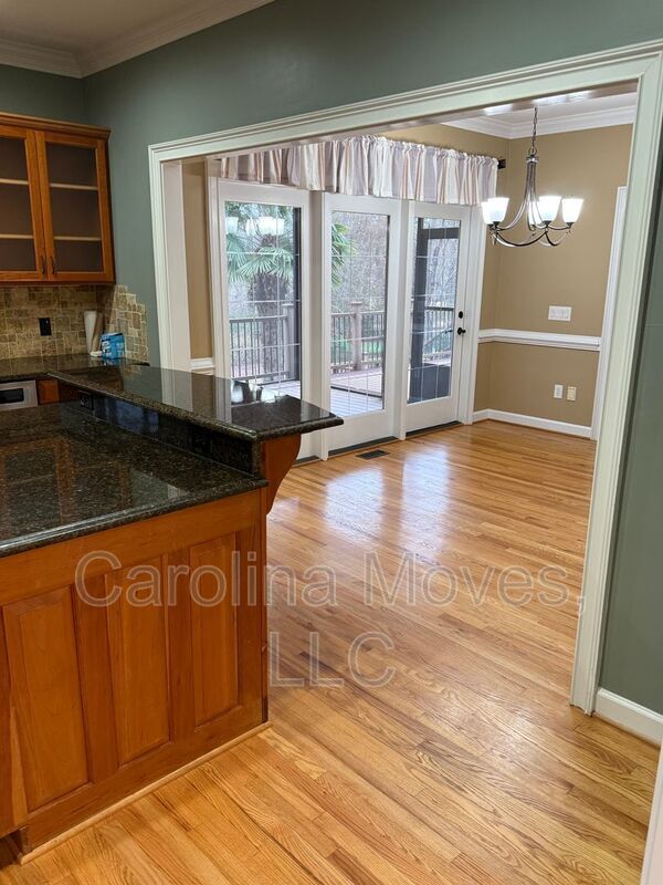 Building Photo - 113 Tupelo Dr