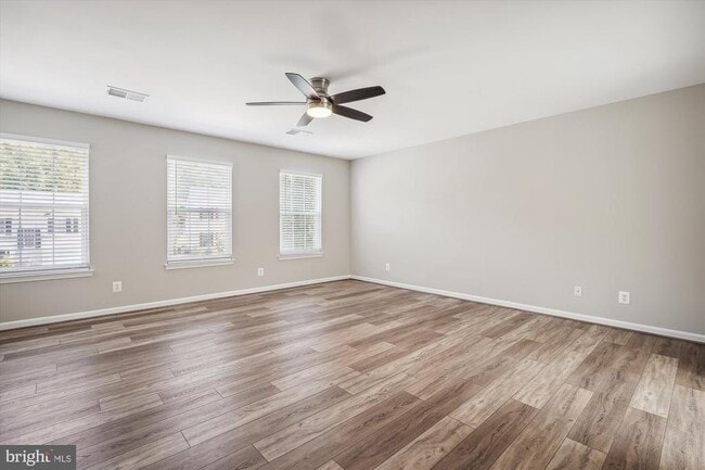 Building Photo - 2973 Myrtlewood Dr