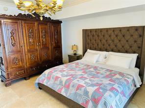 Building Photo - Collins Avenue, Sunny Isles Beach, FL 33160 - 2 BR 2.5 BA condo