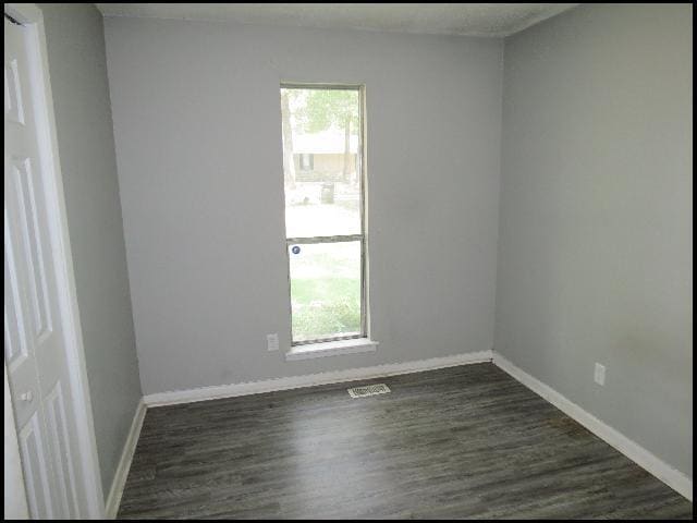 Building Photo - 1020 Towering Oaks Dr