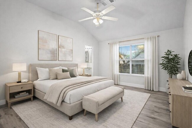 Building Photo - 158 Oak River Dr