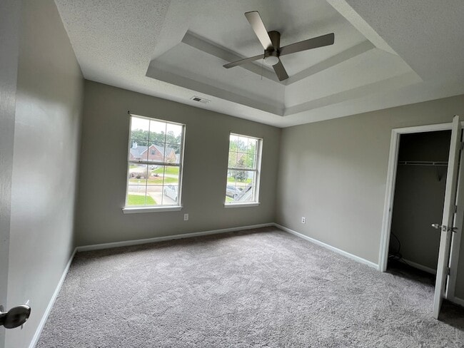 Building Photo - 448 Canoga Ct