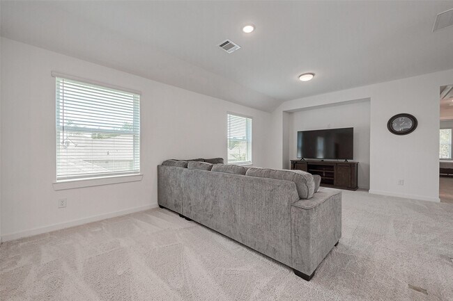 Building Photo - 430 W Cascade Heights Dr