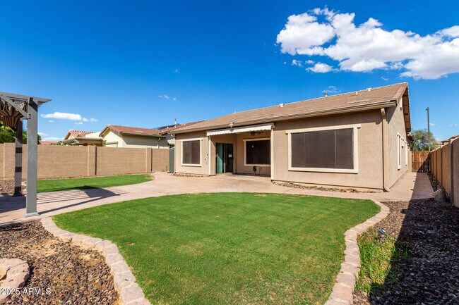 Building Photo - 4196 N 157th Ave