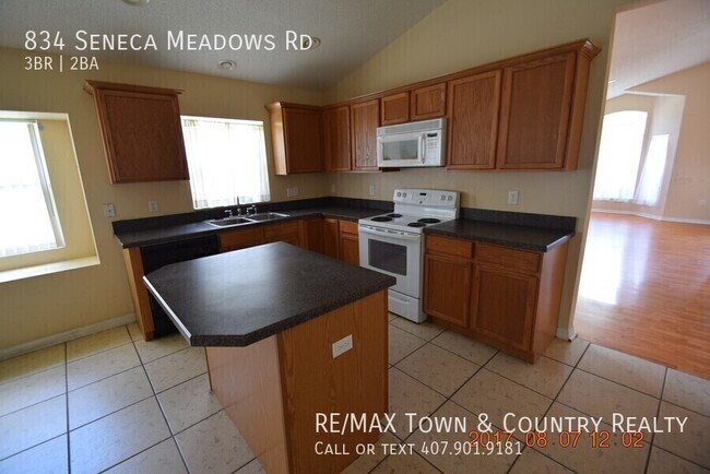 Building Photo - 834 Seneca Meadows Rd