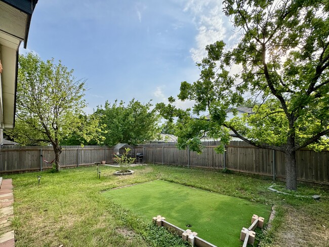 Building Photo - 8957 Taline Cir