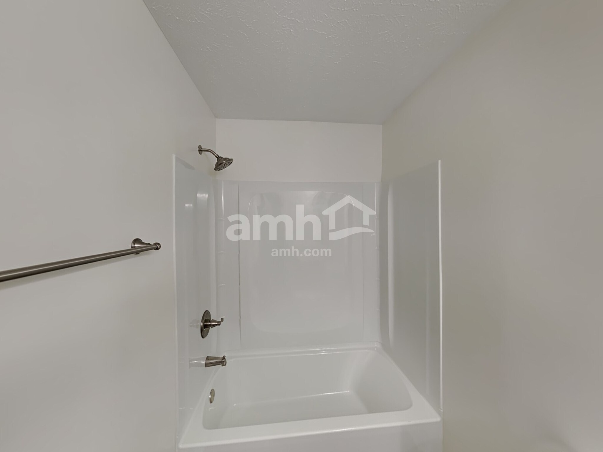 Building Photo - 7400 E Winchester Dr