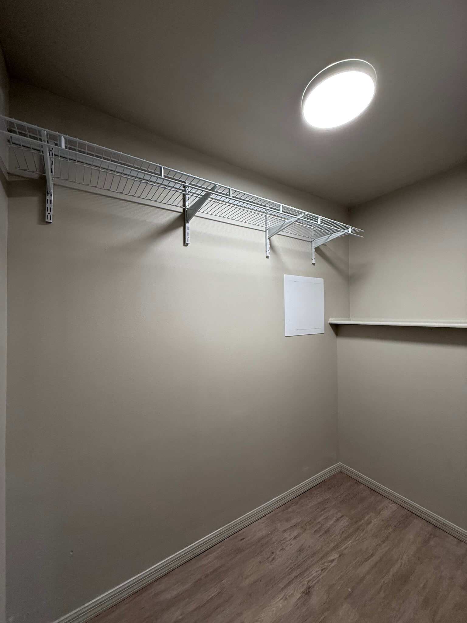 Walk-in closet in downstairs bedroom - 2005 S Gordon Dr