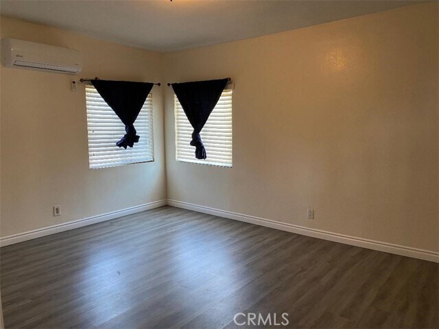 Building Photo - 1705 S Cabana Ave