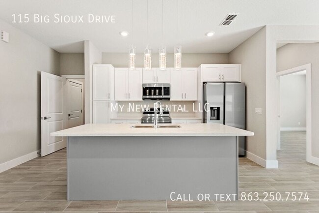 Building Photo - 115 Big Sioux Dr