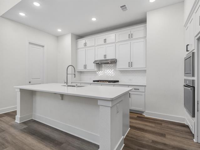 Building Photo - 422 Firecrest Ln