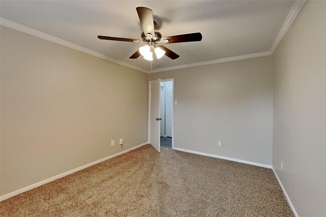 Building Photo - 25830 Richards Rd