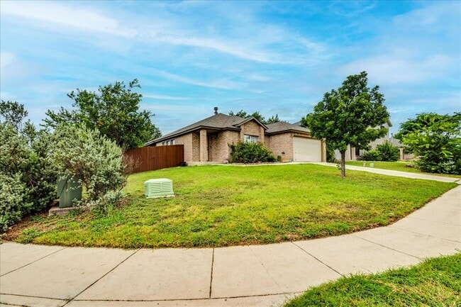 Building Photo - 1142 Stone Garden