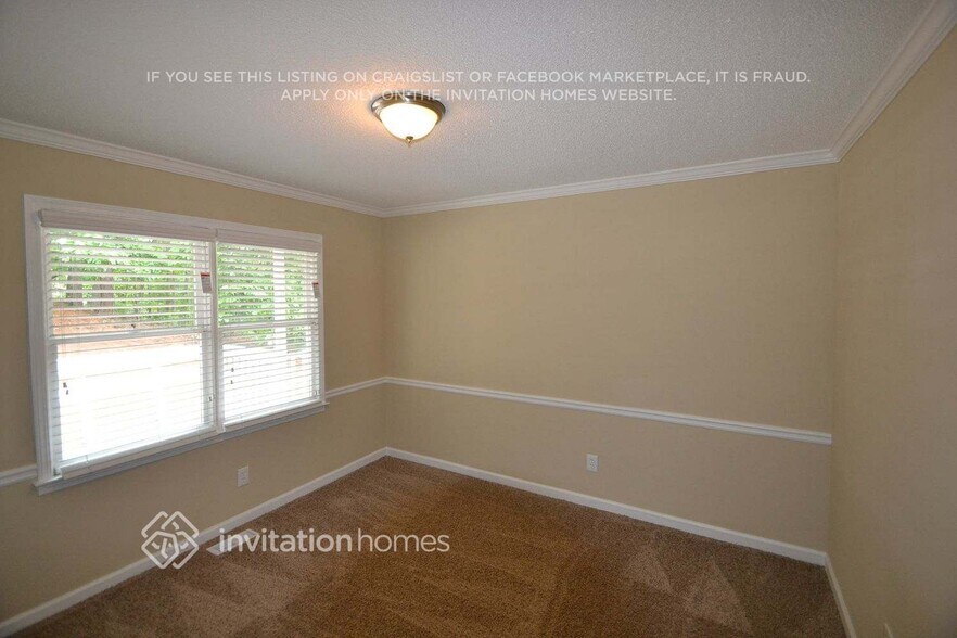 Building Photo - 6175 Golden Landing