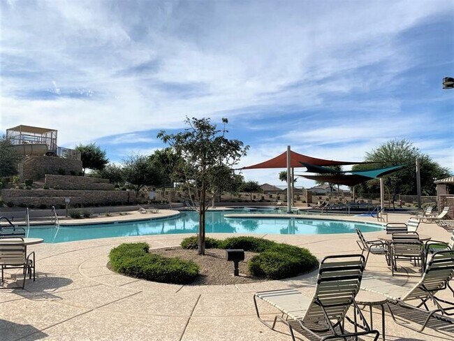 Building Photo - Mission Royal Resort Living Community! 5bd 3ba! Golf Course & Water Park!