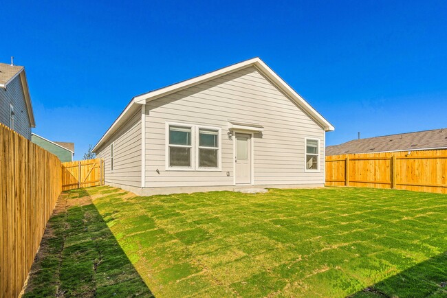 Building Photo - 5912 Eden Dr