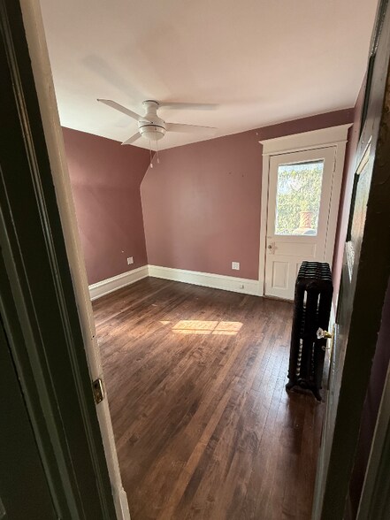 Building Photo - 2845 N Maryland Ave