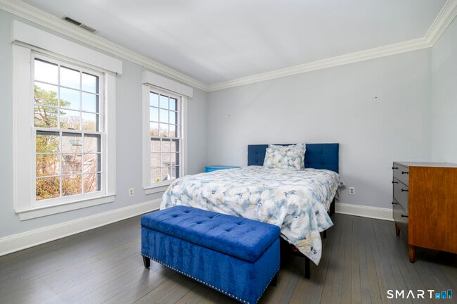 Building Photo - 47 Indian Harbor Dr