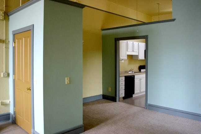 Interior Photo - Bent Block Building