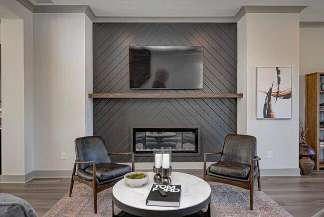 Building Photo - 208 Midland Trace Trail