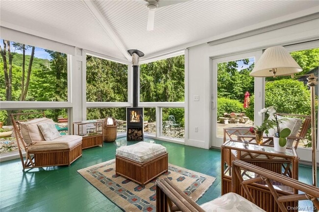 Building Photo - 31 Kittredge Dr