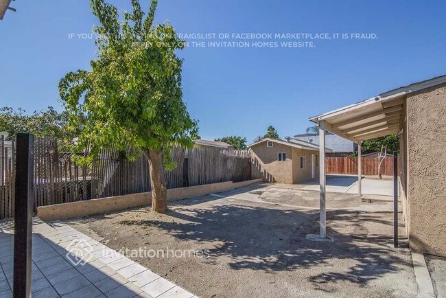 Building Photo - 2093 Goodall Ave