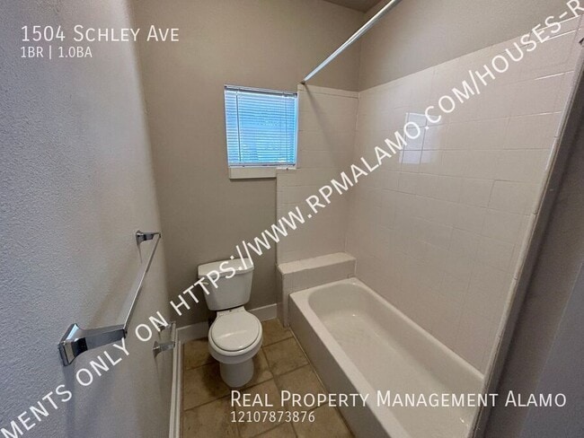 Building Photo - 1504 Schley Ave