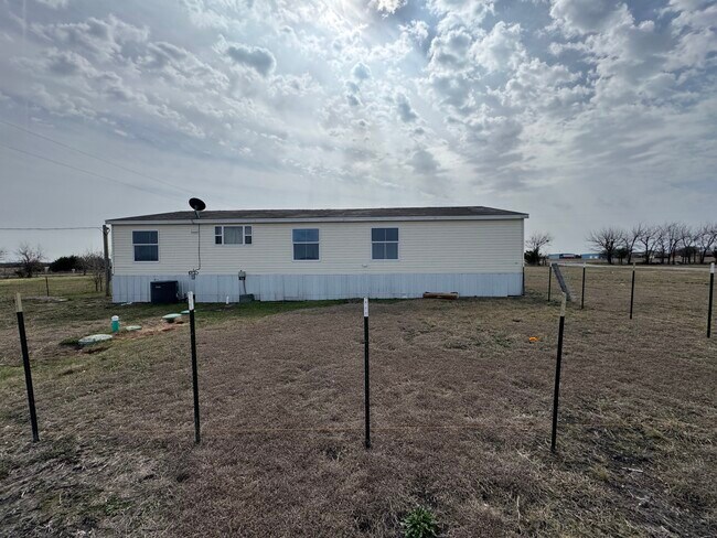 Building Photo - 2581 Co Rd 655