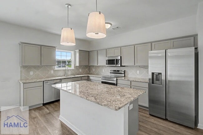 Building Photo - 274 Renwick Lp