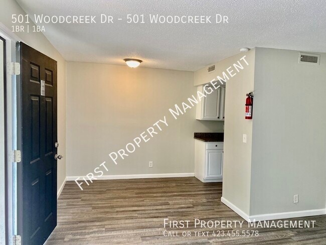 Building Photo - Rossville 1Bed/1Bath Remodeled Apartment! ...