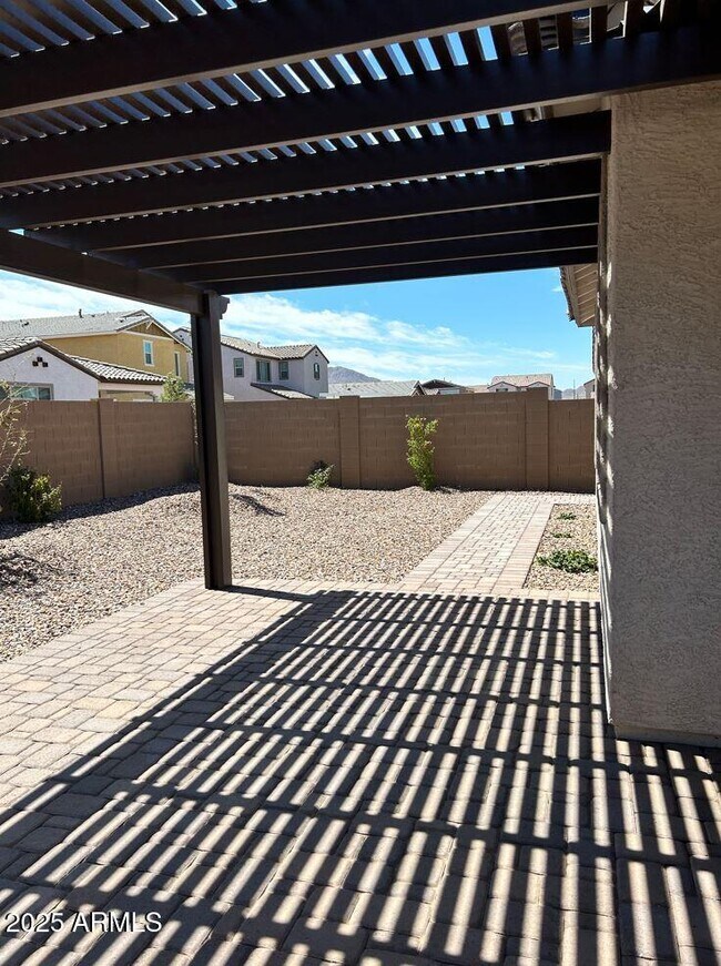 Building Photo - 6581 S Abbey Ln