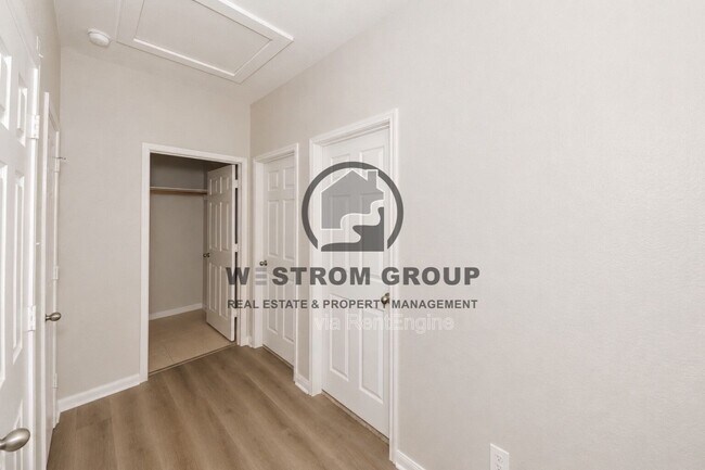 Building Photo - 12645 Forest Lawn Rd