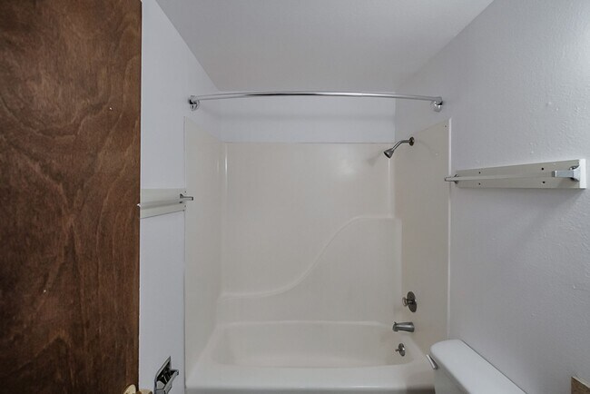 Building Photo - 415-01 Krasilovsky